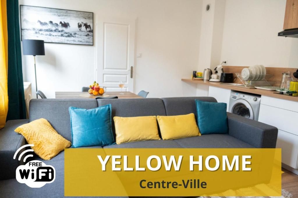 Yellow Home Fougères Buitenkant foto